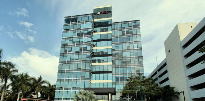 Aventura Building